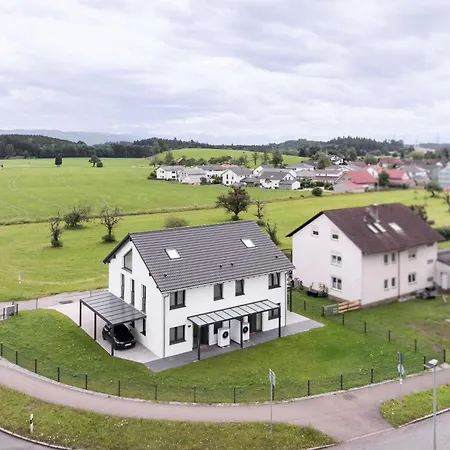 Wunderschoene Dhh Am Tor Zum Allgaeu Holiday home